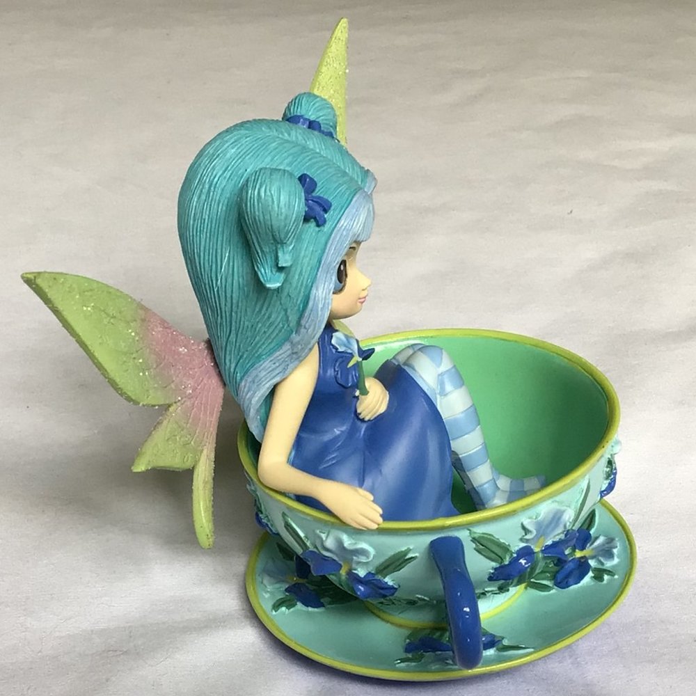 Hamilton Collection-Teeny Tea-se from the Tiny Treasures Teacup Collection - Picture 3 of 5